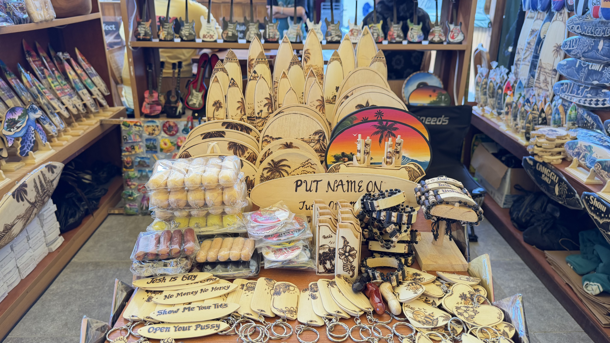 Local market Seminyak - Premium shopping experience and atmosphere